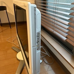 液晶テレビ: シャープAQUOS Digital Hi-Visionの画像