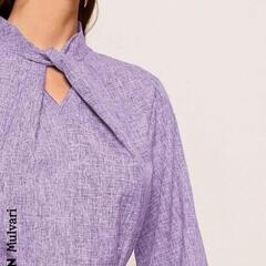 ツイストネックランタンスリーブフレアドレス