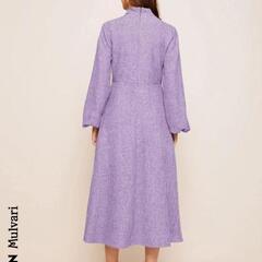 ツイストネックランタンスリーブフレアドレスの画像