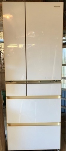 冷蔵庫　パナソニック　NR-F568 555L