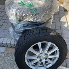 スタッドレスタイヤ　205/65R15 トランパスTX TOYOタイヤ