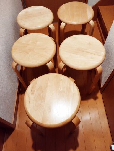ニトリ　木製スツール5個セット　丸イス