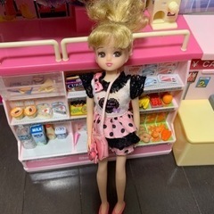 【取引終了】リカちゃん ショッピングセンター 人形つきの画像