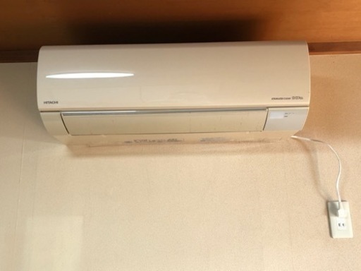 HITACHI エアコン　取り外せる方