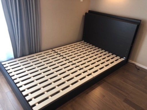 ニトリ　セミダブル ベッドフレーム