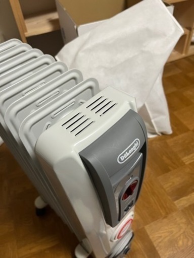 デロンギ　オイルヒーター