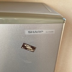 冷蔵庫　2階からもって行ってくれる方のみ