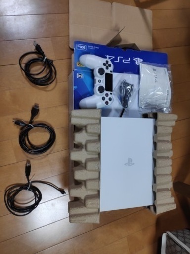 PS4※初期化済み・付属品付き