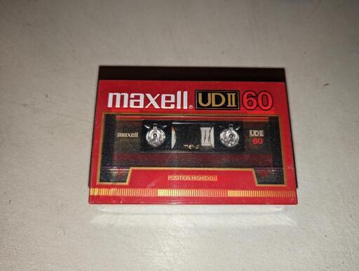 カセットテープ　maxell UDⅡ 60