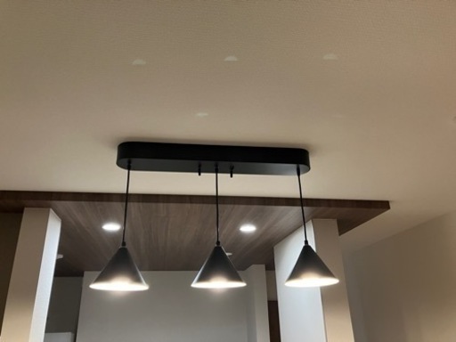 美品！ペンダントライト　3連の照明