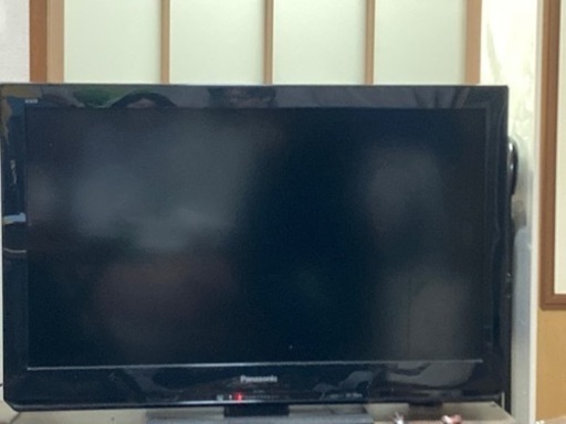テレビ　Panasonic 32型