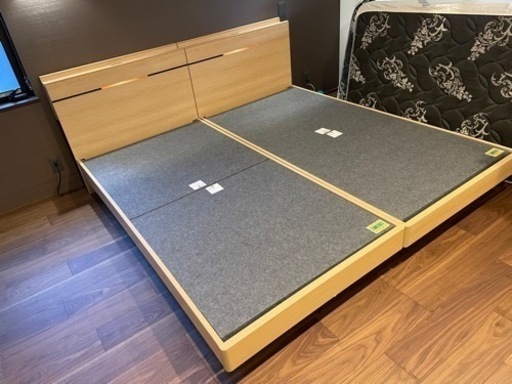 【受け渡し予定者決定してます】シングルベッド（フレームのみ）×2