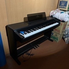 電子ピアノの画像