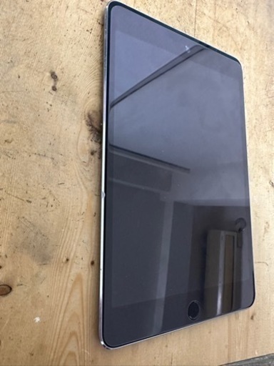 iPad mini4 16G WiFiモデル