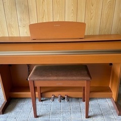 YAMAHA ヤマハ88鍵電子ピアノ　アリウス YDP-151C 専用椅子付きの画像