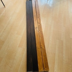 【カインズアジャスター付き】2×4木材2mと2m10cmを2本ずつの画像