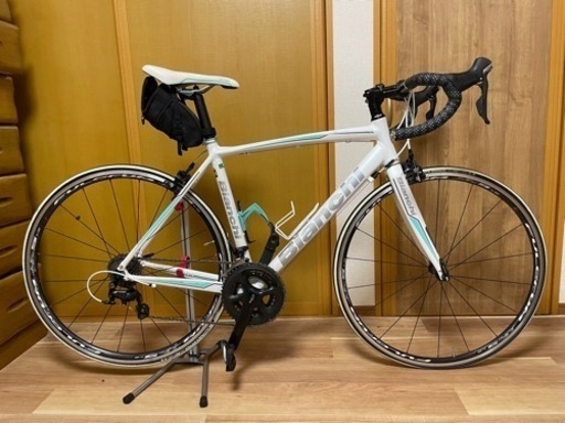 【完成車】ロードバイクBIANCHI VIA NIRONE 7 105