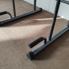 懸垂器　ぶら下がり健康器　懸垂バー　筋トレの画像