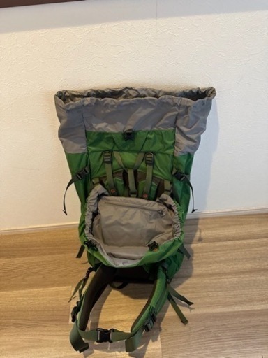モンベル　大型パック