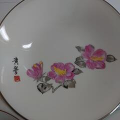 和皿 三枚セットの画像