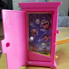 差し上げます！どこでもドア(おもちゃ)の画像