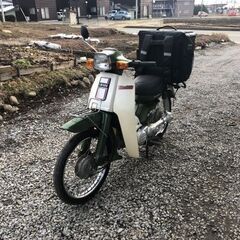 ＜商談中＞前後タイヤ新品にしました。ウーバーイーツ仕様 ② YAMAHA タウンメイト50の画像