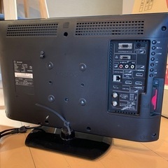 2000円SHARP液晶テレビ(外枠横32×縦52cm)値引交渉可の画像