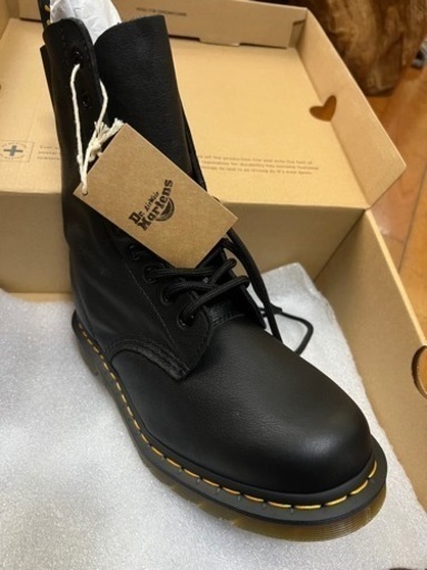 ドクターマーチン❣️★Dr.Martin ★新品・未使用  10ホールブーツ