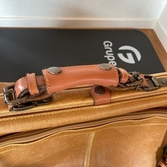 レーザーのバックの画像