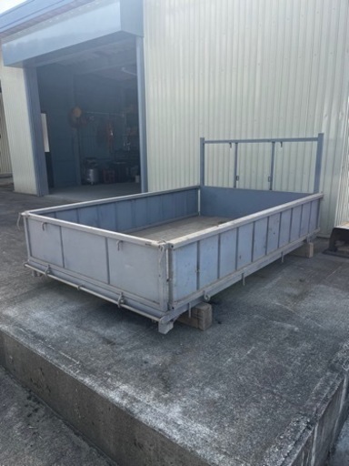 今週末解体予定  トレーラー