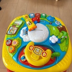 ワンワンとうーたん　さわって遊んで冒険しよう！
