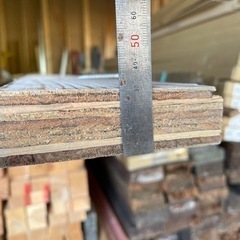 20本　6,000円‼️　構造用LVB 杉　30×105×2780mm    の画像