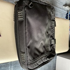 収納力、3ウェイ使用のバッグの画像