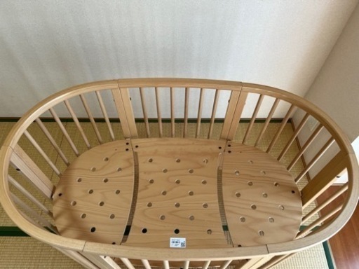 ストッケ　ベビーベッド