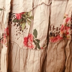 フレアスカート　ギャザーロング　花柄　消耗品との交換○の画像