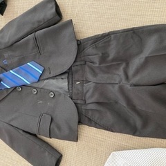 幼稚園　保育園　100サイズ　スーツ　男の子　の画像