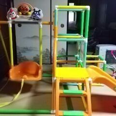 アンパンマンの滑り台