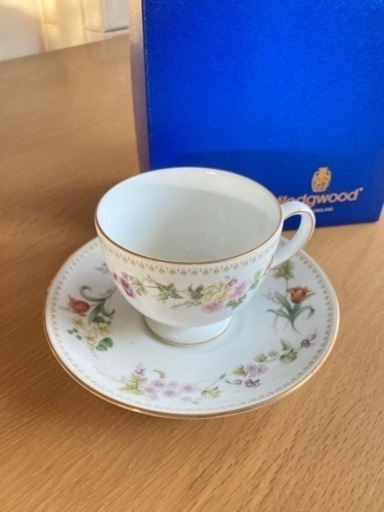《未使用》ウェッジウッド     　カップ&ソーサー　　　　4客　専用箱付