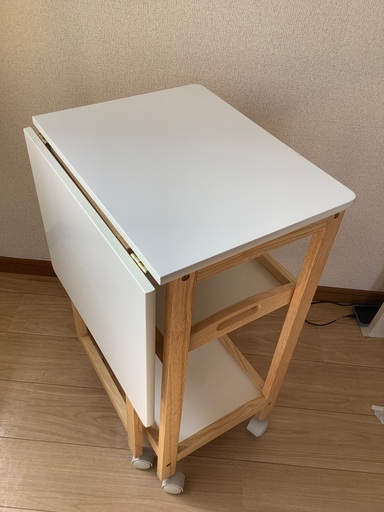 ナチュラル系キッチンカウンターワゴン