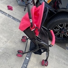 B型ベビーカーの画像