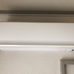 保証書付きエアコン6〜8畳用　DAIKIN2019年製自動掃除機能あり