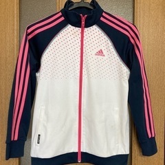 adidas ジップアップの画像