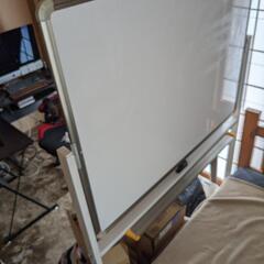 大きいホワイトボート　約全体サイズ:W136×D54×H183cm
