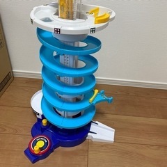 トミカ　DXトミカタワーの画像