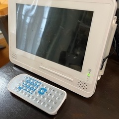 防水型9インチフルセグチューナー搭載ポータブルDVDプレイヤー