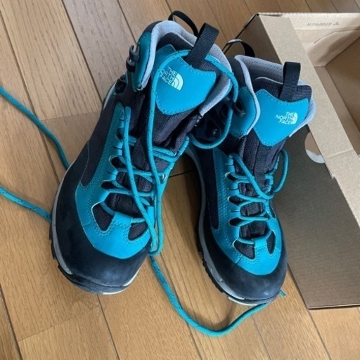 1万円【North Face登山靴】