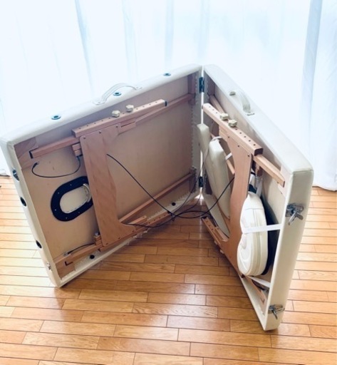 ベッド、エステ用ベッド