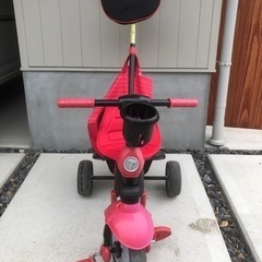 スマートトライクの三輪車