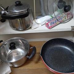 鍋、ヤカン、カセットコンロ等