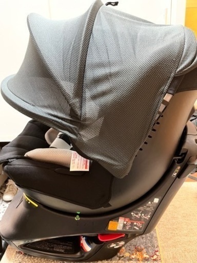 【交渉中】チャイルドシート エールべべ クルット NT 新生児〜 回転式 シートベルト取付